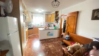 Semi-detached house on Calle Santander, 14 photo 4