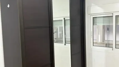Piso en alquiler en Calle Doctor Ferran, Número 2, Oliveros-Altamira-Barrio Alto (Almería Capital) de 700 €<span>/mes</span>