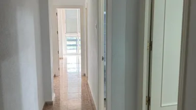 Piso en alquiler en Calle Doctor Ferran, Número 2, Oliveros-Altamira-Barrio Alto (Almería Capital) de 700 €<span>/mes</span>