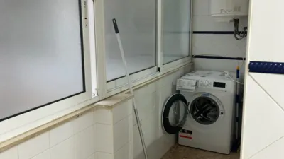 Piso en alquiler en Calle Doctor Ferran, Número 2, Oliveros-Altamira-Barrio Alto (Almería Capital) de 700 €<span>/mes</span>