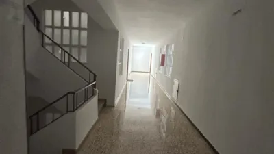 Piso en alquiler en Calle Doctor Ferran, Número 2, Oliveros-Altamira-Barrio Alto (Almería Capital) de 700 €<span>/mes</span>