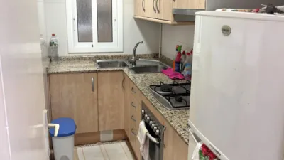 Piso en venta en Carrer de l'Alegria, cerca de Carrer de la Florida, La Florida (L'Hospitalet de Llobregat) de 189.900 €
