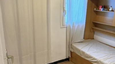 Piso en venta en Carrer de l'Alegria, cerca de Carrer de la Florida, La Florida (L'Hospitalet de Llobregat) de 189.900 €