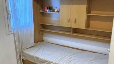 Piso en venta en Carrer de l'Alegria, cerca de Carrer de la Florida, La Florida (L'Hospitalet de Llobregat) de 189.900 €