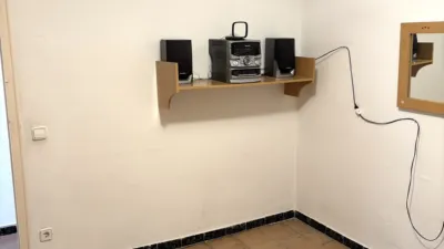Piso en venta en Carrer de l'Alegria, cerca de Carrer de la Florida, La Florida (L'Hospitalet de Llobregat) de 189.900 €