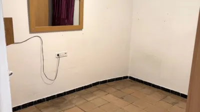Piso en venta en Carrer de l'Alegria, cerca de Carrer de la Florida, La Florida (L'Hospitalet de Llobregat) de 189.900 €