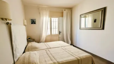 Flat on Carrer de Santa Reparada photo 11