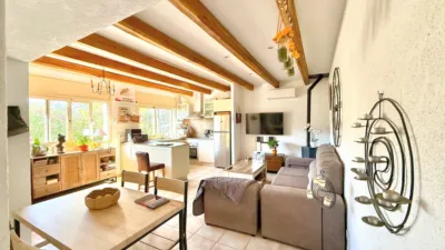 Chalet in Passatge de la Coma photo 17