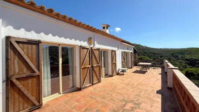 Chalet in Passatge de la Coma photo 5