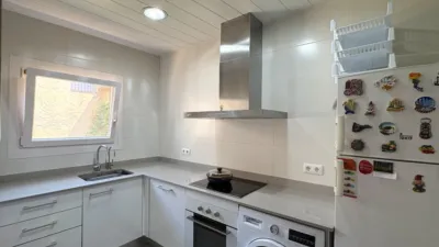 Apartment in Carrer de Santa Reparada photo 4
