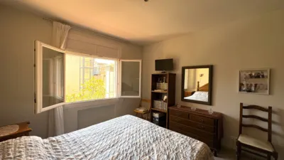 Apartment in Carrer de Santa Reparada photo 13