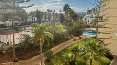 Apartamento en venta en Avenida Santiago Puig, Playa de Las Américas (Arona) de 320.000 €