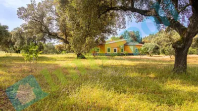 Chalet rústico en venta en Calle Diseminados El Corchito, Poblados Norte (Badajoz Capital) de 186.000 €