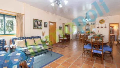Chalet rústico en venta en Calle Diseminados El Corchito, Poblados Norte (Badajoz Capital) de 186.000 €