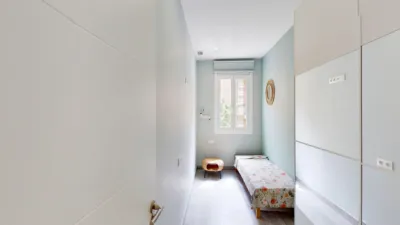 Piso en venta en Carrer de la Creu dels Molers, cerca de Carrer de Magalhäes, El Poble-sec (Distrito Sants-Montjuïc. Barcelona Capital) de 359.000 €