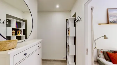 Piso en venta en Carrer de la Creu dels Molers, cerca de Carrer de Magalhäes, El Poble-sec (Distrito Sants-Montjuïc. Barcelona Capital) de 359.000 €