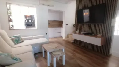 Chalet adosado en alquiler en Carrer Creta, 74, Gran Alacant (Santa Pola) de 1.100 €<span>/mes</span>