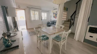 Semi-detached chalet on Avenida de Escandinavia, 1 photo 10