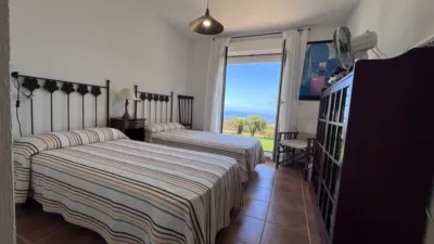 Semi-detached house on Avinguda Escandinàvia, 1 photo 17