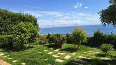 Semi-detached house on Avinguda Escandinàvia, 1 photo 34