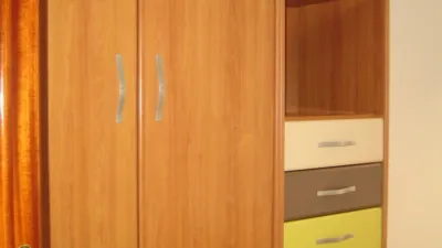 Piso en alquiler en Calle Sicilia, Zaidín-Vergeles (Distrito Zaidín. Granada Capital) de 900 €<span>/mes</span>