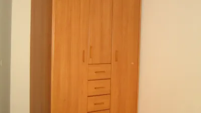 Piso en alquiler en Calle Sicilia, Zaidín-Vergeles (Distrito Zaidín. Granada Capital) de 900 €<span>/mes</span>