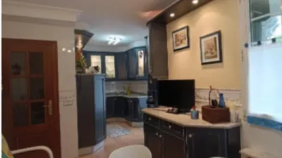 Semi-detached chalet on Raimundo Abaroa Street photo 9