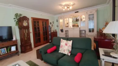 Semi-detached chalet on Raimundo Abaroa Street photo 5