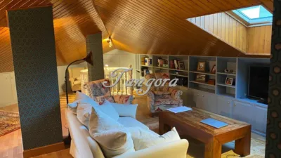 Penthouse on Calle de Caridad photo 35