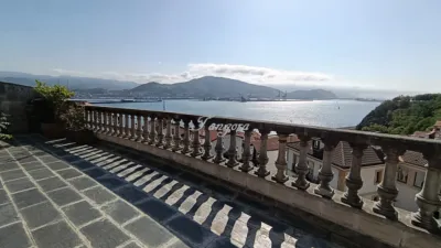 Penthouse on Calle de Caridad photo 15