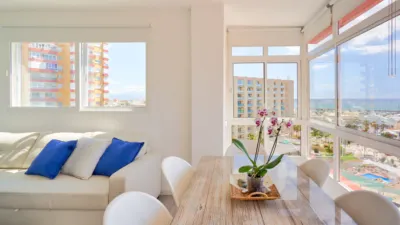 Apartamento en venta en Avenida de Alay, Puerto Marina (Distrito Benalmádena Costa. Benalmádena) de 420.000 €