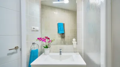Apartamento en venta en Avenida de Alay, Puerto Marina (Distrito Benalmádena Costa. Benalmádena) de 420.000 €