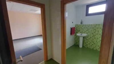 Local comercial en venta en Plaza Agirre Lehendakaria, Número 1, Zamudio de 210.000 €