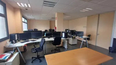 Local comercial en venta en Plaza Agirre Lehendakaria, Número 1, Zamudio de 210.000 €