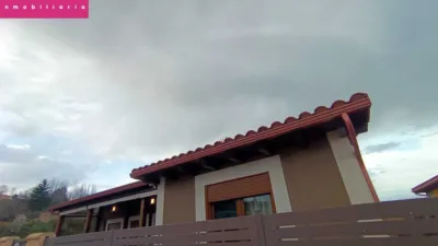 Chalet en venta en Calle Valle del Cidacos - Vista 5