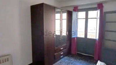 Piso en venta en Calle del Padre Viñas, cerca de Carrer de Sant Joan de la Penya, Orriols (Distrito Rascanya. València Capital) de 142.000 €