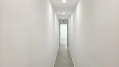 Piso en venta en Carrer de Calderón de la Barca, cerca de Carrer dels Agudells, El Carmel (Distrito Horta-Guinardó. Barcelona Capital) de 329.000 €