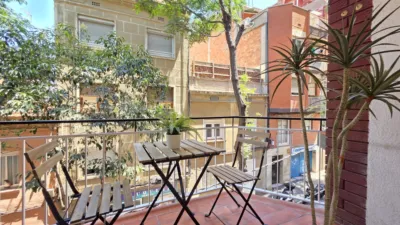 Piso en venta en Carrer de Calderón de la Barca, cerca de Carrer dels Agudells, El Carmel (Distrito Horta-Guinardó. Barcelona Capital) de 329.000 €