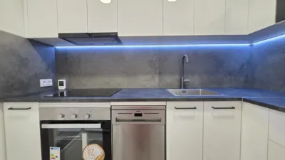 Piso en venta en Carrer de Calderón de la Barca, cerca de Carrer dels Agudells, El Carmel (Distrito Horta-Guinardó. Barcelona Capital) de 329.000 €