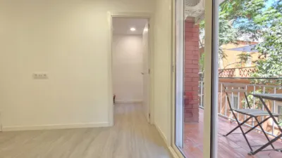 Piso en venta en Carrer de Calderón de la Barca, cerca de Carrer dels Agudells, El Carmel (Distrito Horta-Guinardó. Barcelona Capital) de 329.000 €