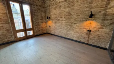 Piso en venta en Carrer del Carme, cerca de Carrer de Jerusalem, El Raval (Distrito Ciutat Vella. Barcelona Capital) de 530.000 €