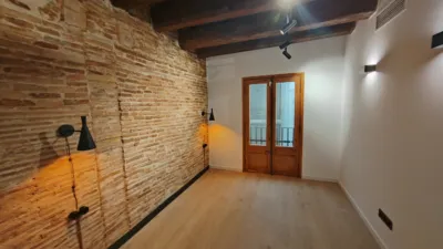 Piso en venta en Carrer del Carme, cerca de Carrer de Jerusalem, El Raval (Distrito Ciutat Vella. Barcelona Capital) de 530.000 €