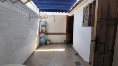House on Calle del Pintor Pablo Uranga photo 15