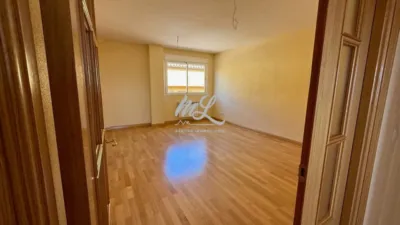 Dúplex en venta en Avenida de Madrid, San Antón (Distrito Zona Nueva. Toledo Capital) de 319.900 €