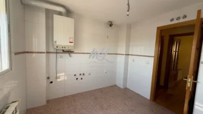 Dúplex en venta en Avenida de Madrid, San Antón (Distrito Zona Nueva. Toledo Capital) de 319.900 €