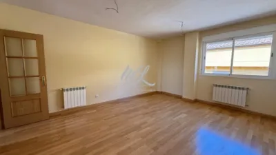 Dúplex en venta en Avenida de Madrid, San Antón (Distrito Zona Nueva. Toledo Capital) de 319.900 €