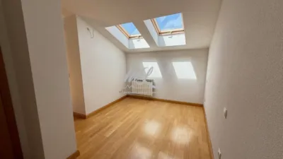 Dúplex en venta en Avenida de Madrid, San Antón (Distrito Zona Nueva. Toledo Capital) de 319.900 €