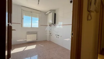 Dúplex en venta en Avenida de Madrid, San Antón (Distrito Zona Nueva. Toledo Capital) de 319.900 €