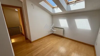 Dúplex en venta en Avenida de Madrid, San Antón (Distrito Zona Nueva. Toledo Capital) de 319.900 €