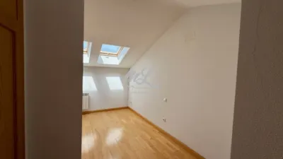 Dúplex en venta en Avenida de Madrid, San Antón (Distrito Zona Nueva. Toledo Capital) de 319.900 €